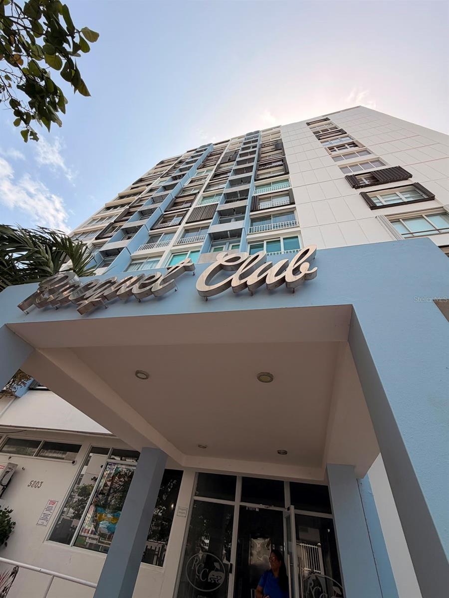 Ave Isla Verde RACQUET CLUB #2 Property Photo 1