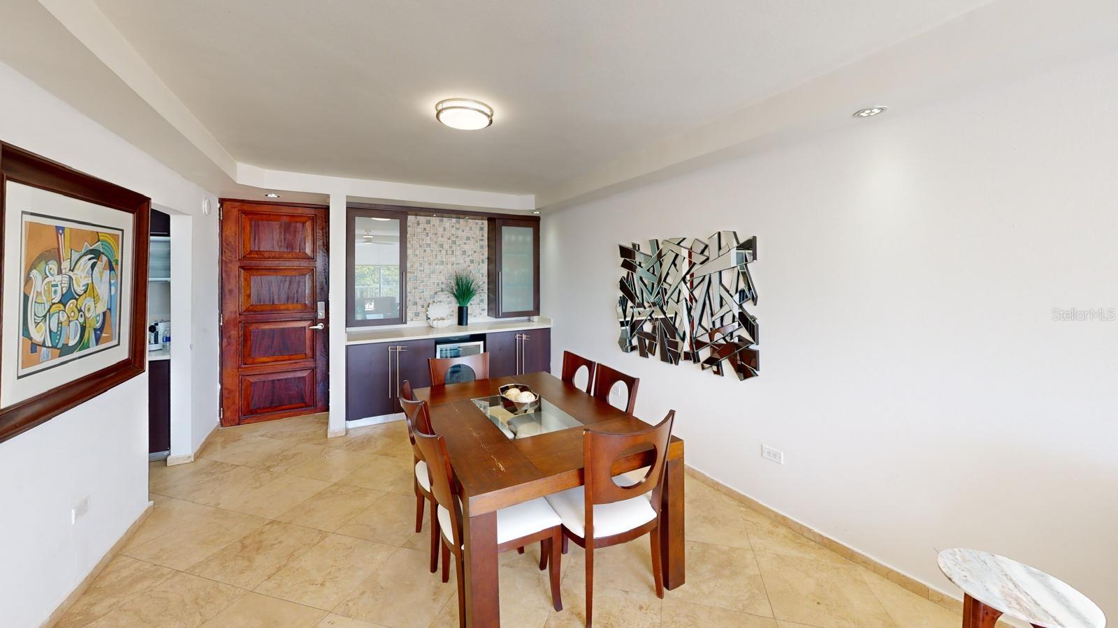 Ave Isla Verde Racquet Club #2 Property Photo 4