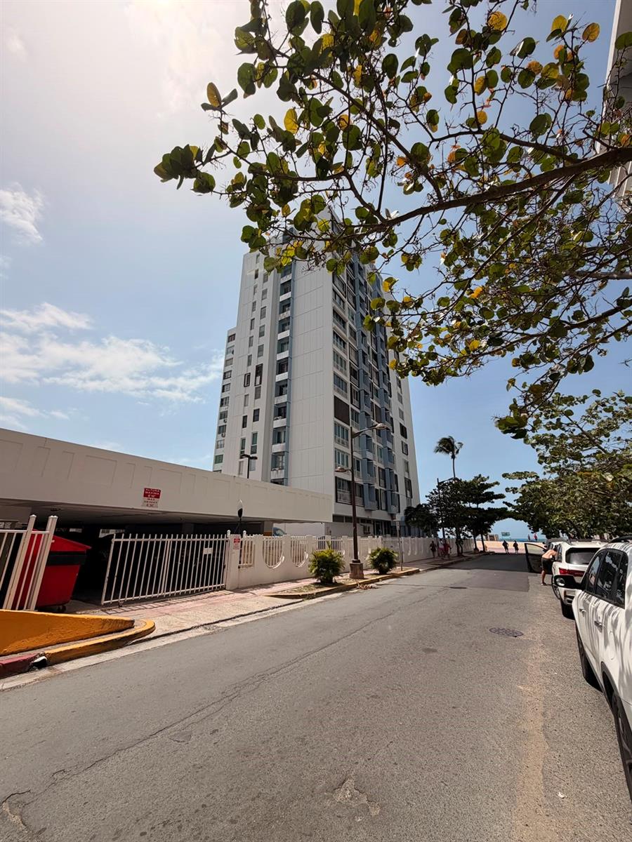 Ave Isla Verde Racquet Club #2 Property Photo 12