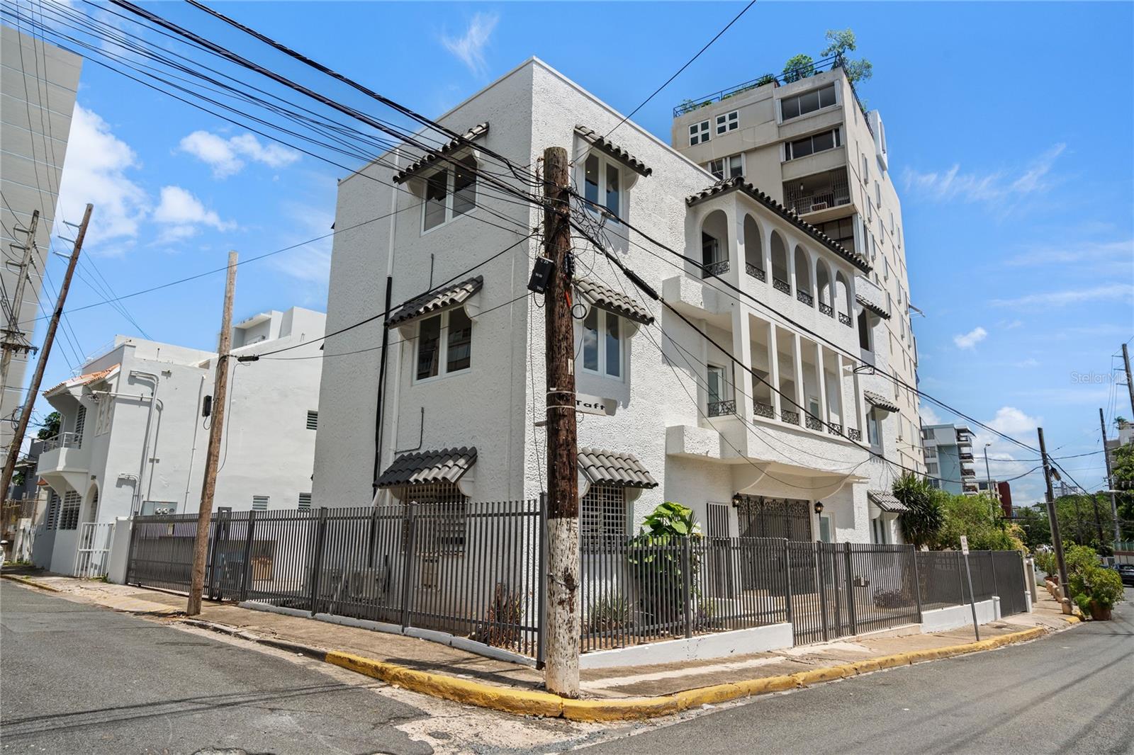 107 Taft #5 Property Photo 17