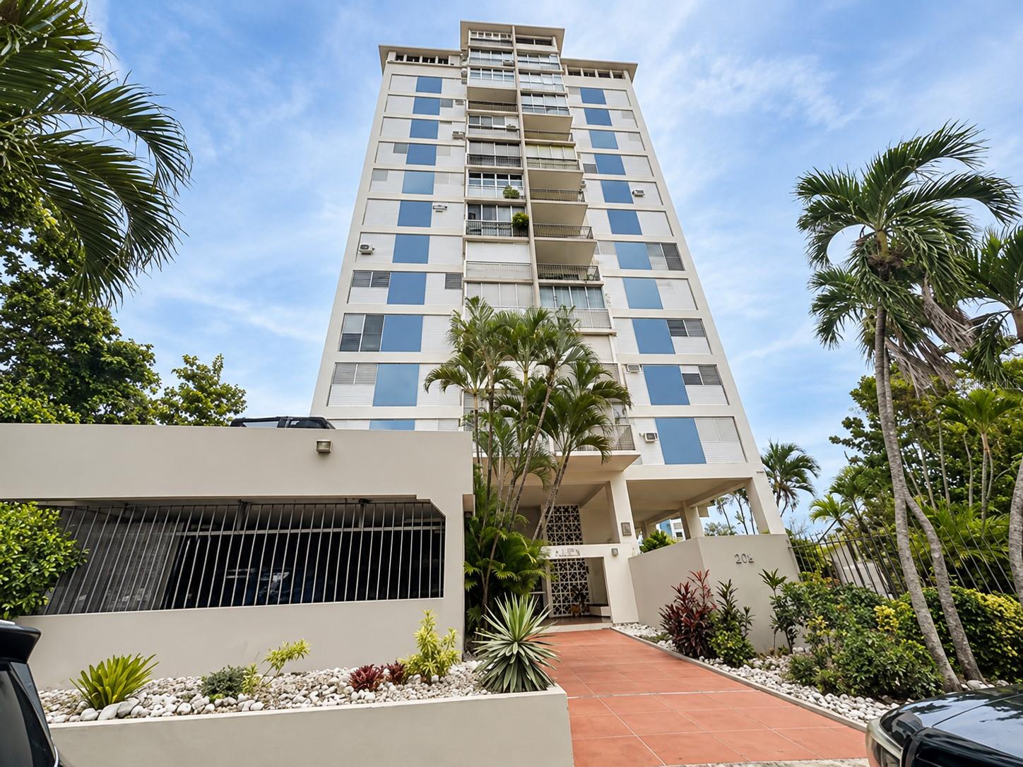274 Calle Uruguay #202 Property Photo 2