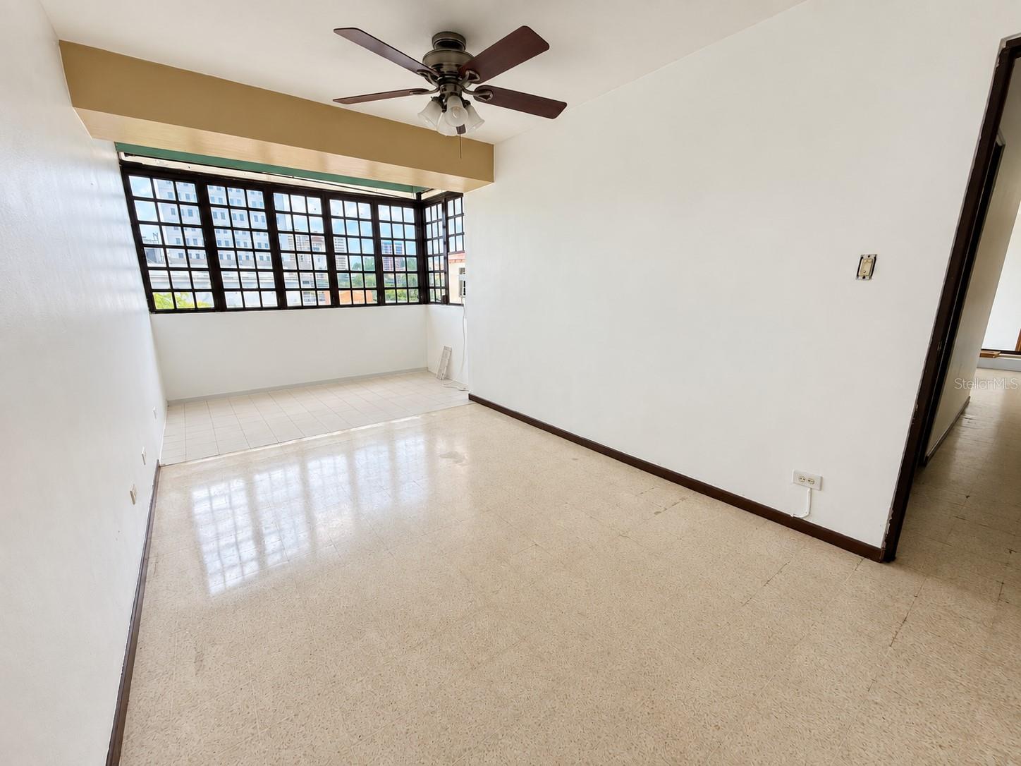 274 Calle Uruguay #202 Property Photo 8