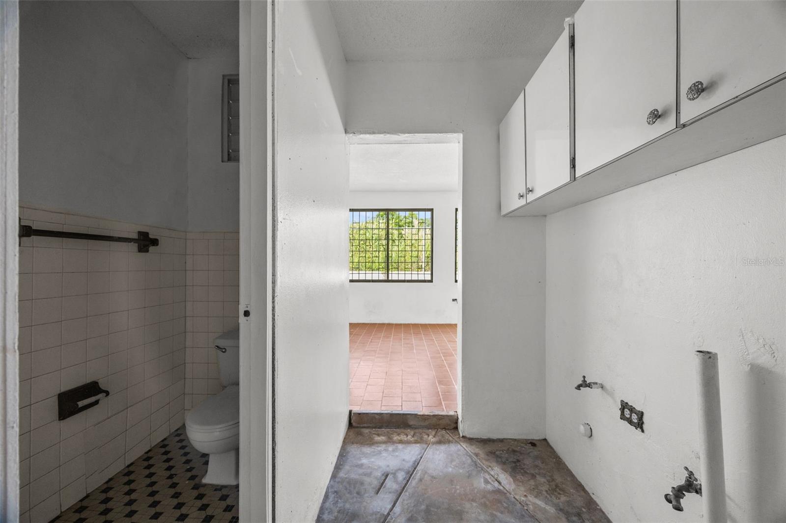 5 Toledo St Property Photo 19