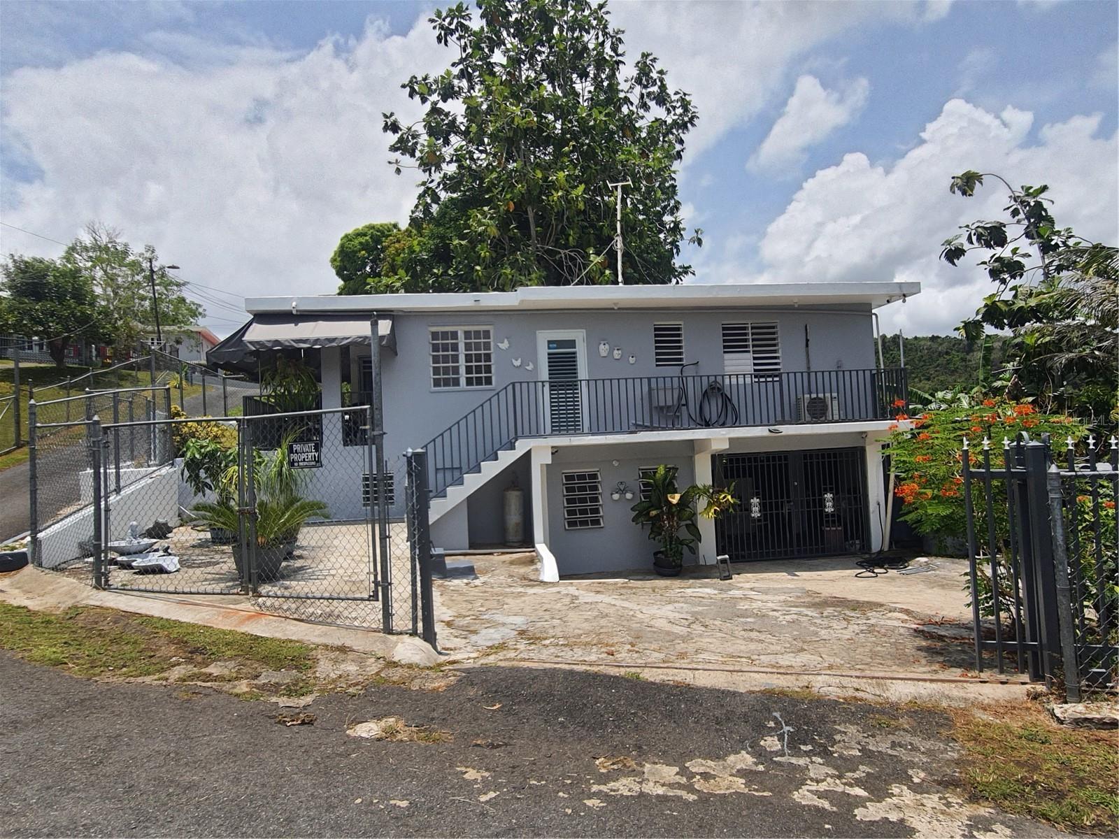 PR9123179 Property Photo 2