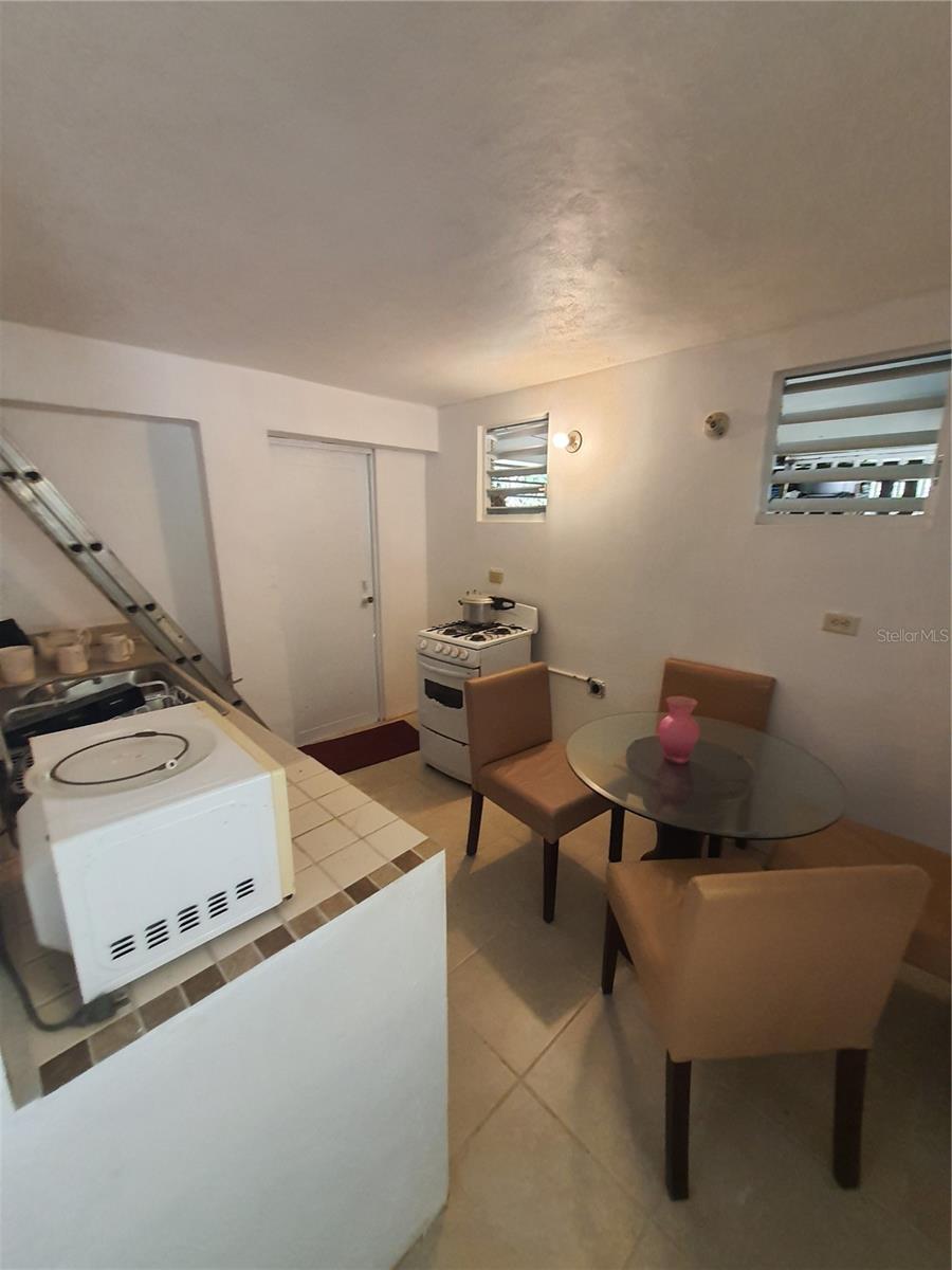 PR9123179 Property Photo 6
