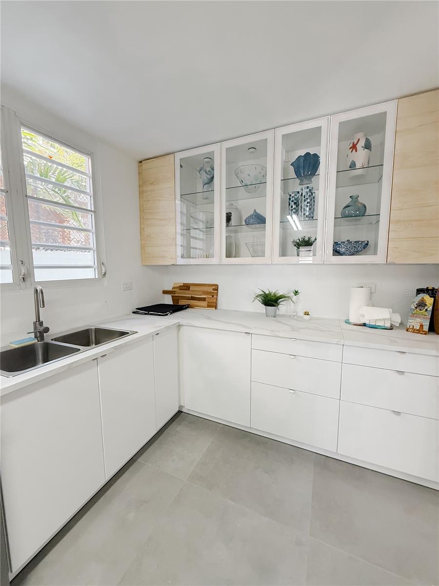 . Elemi #114 Property Photo 2