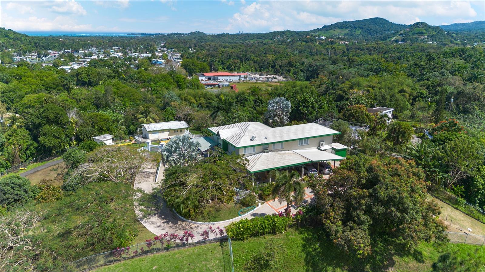 59 Reina Isabel Property Photo 40
