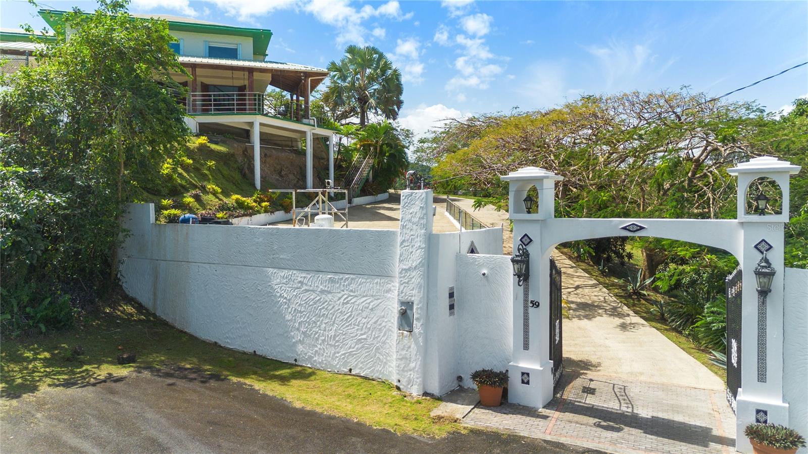 59 Reina Isabel Property Photo 46