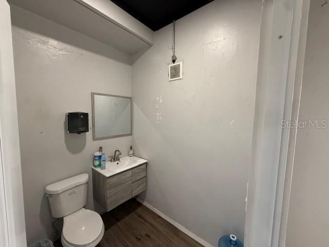 1018 General Del Valle Property Photo 4