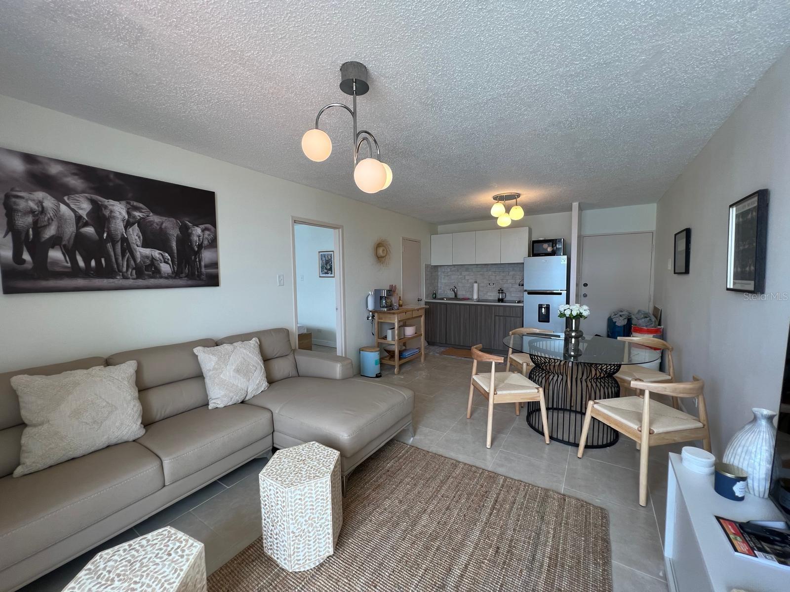 Tower 1 Isleta Marina #4c Property Photo 4