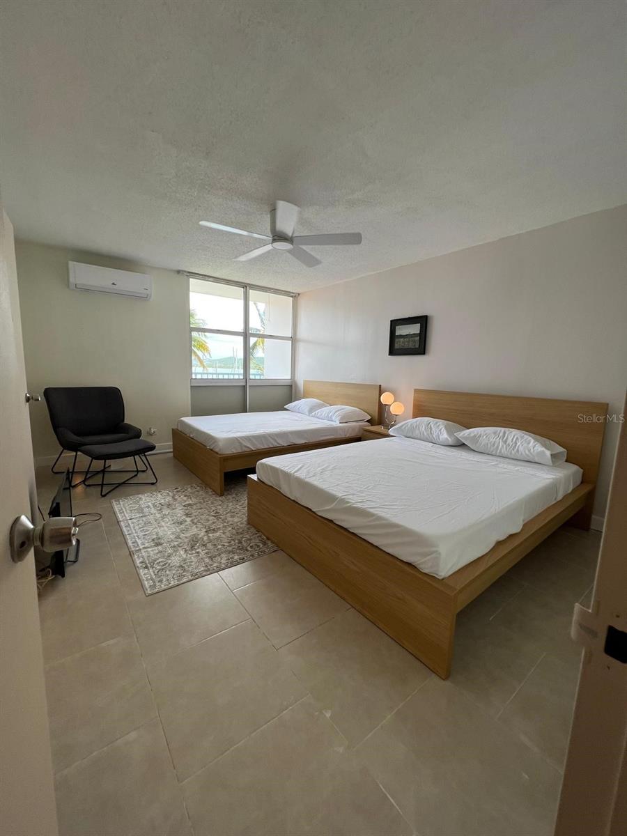 Tower 1 Isleta Marina #4c Property Photo 7