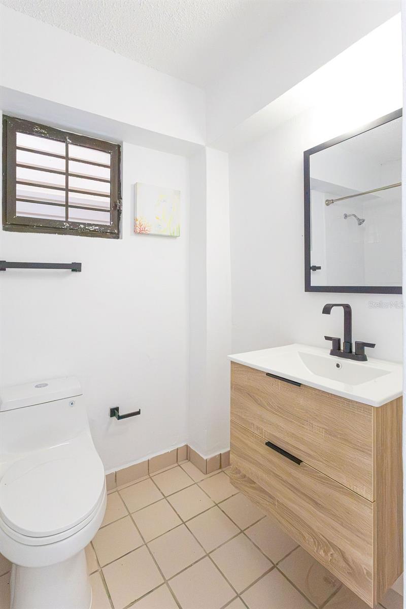 277 San Jorge #202 Property Photo 9