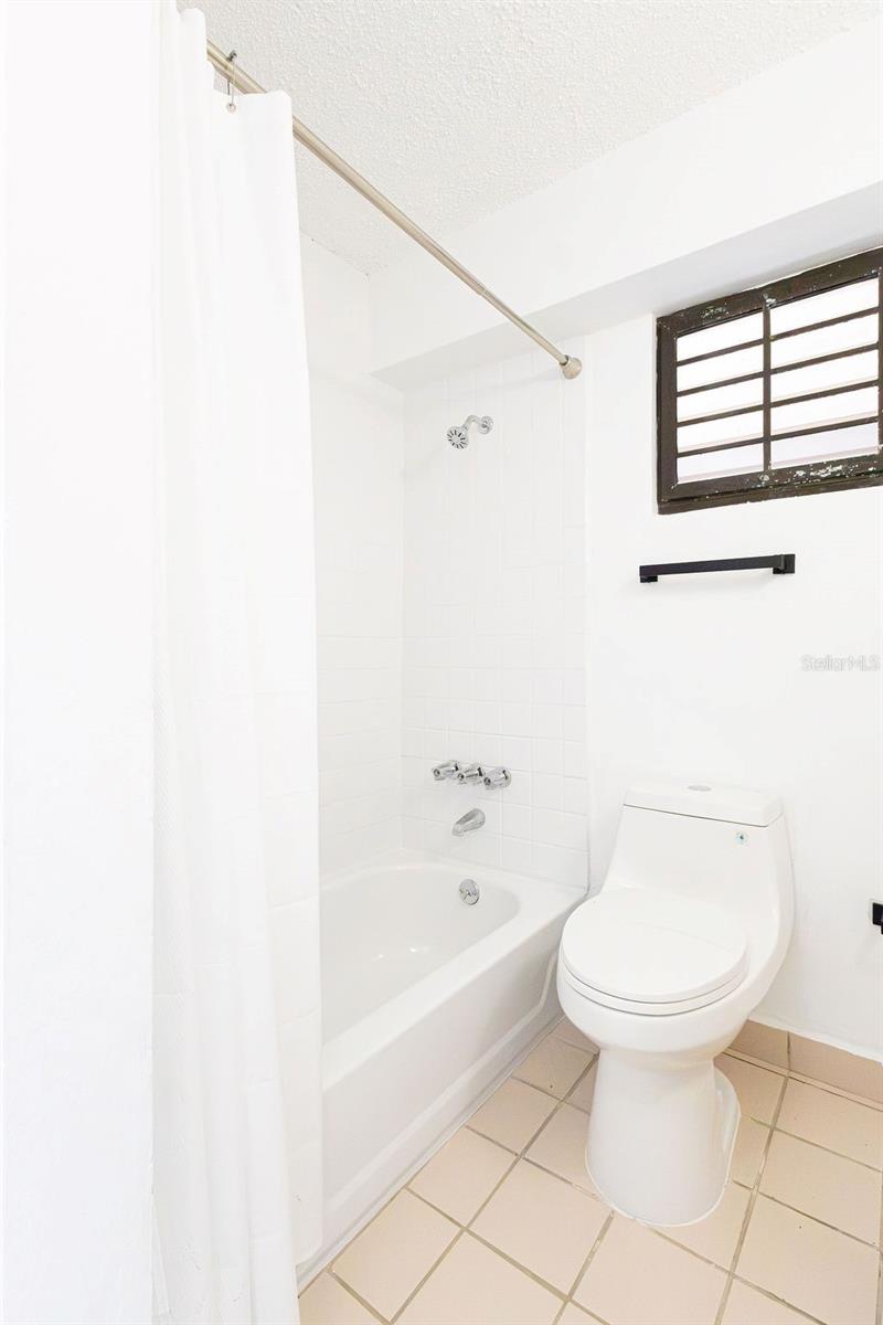 277 San Jorge #202 Property Photo 10