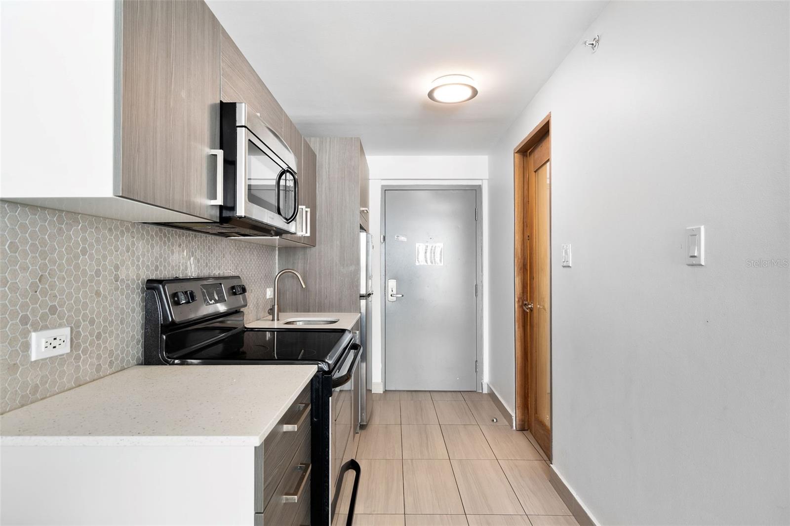 6165 Isla Verde Ave. #183 Property Photo 10