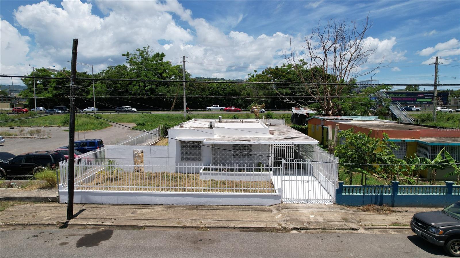 150 Romaguera St Property Photo 2