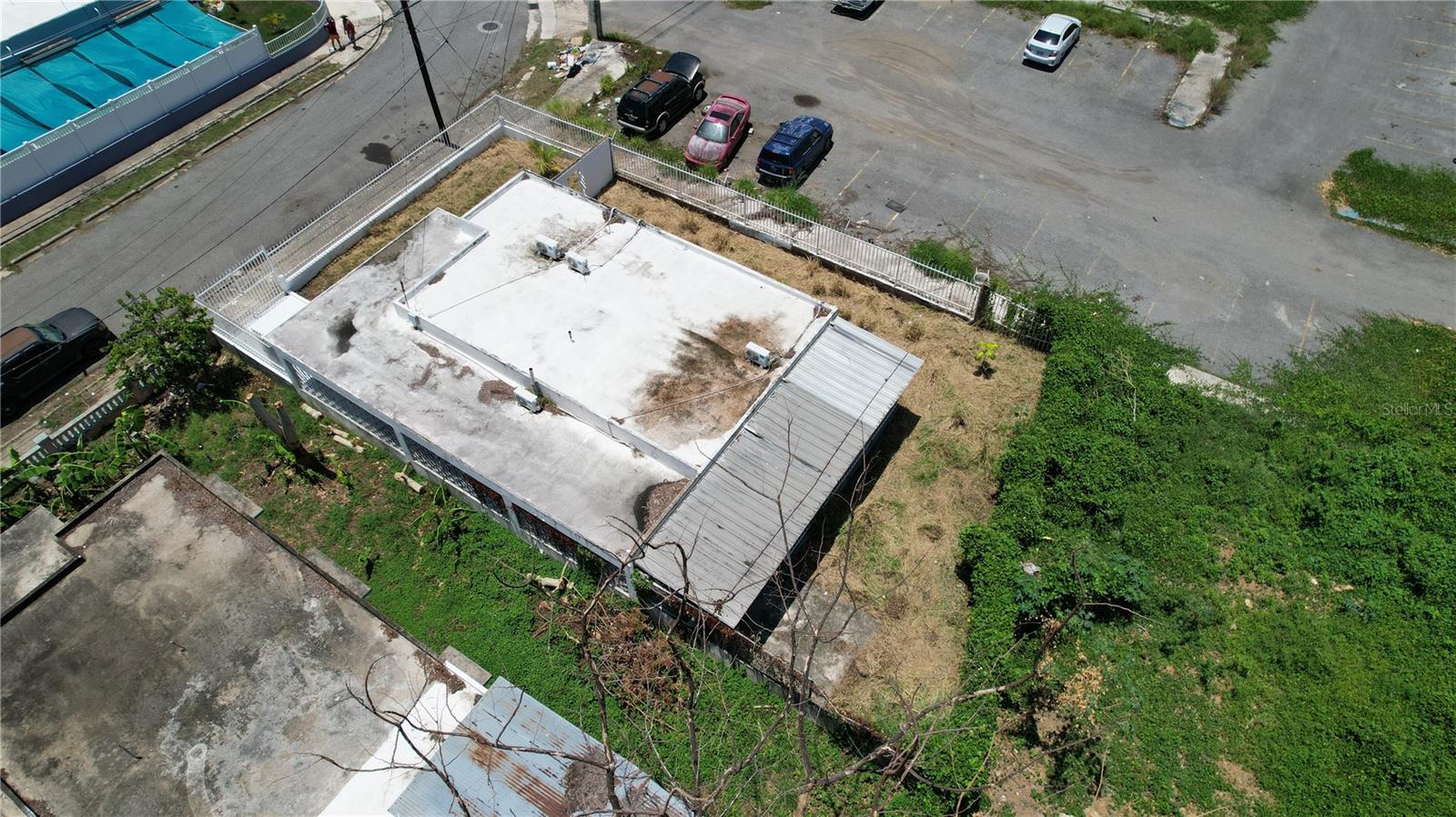150 Romaguera St Property Photo 8