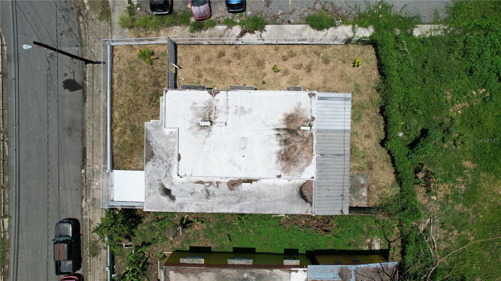 150 Romaguera St Property Photo 9