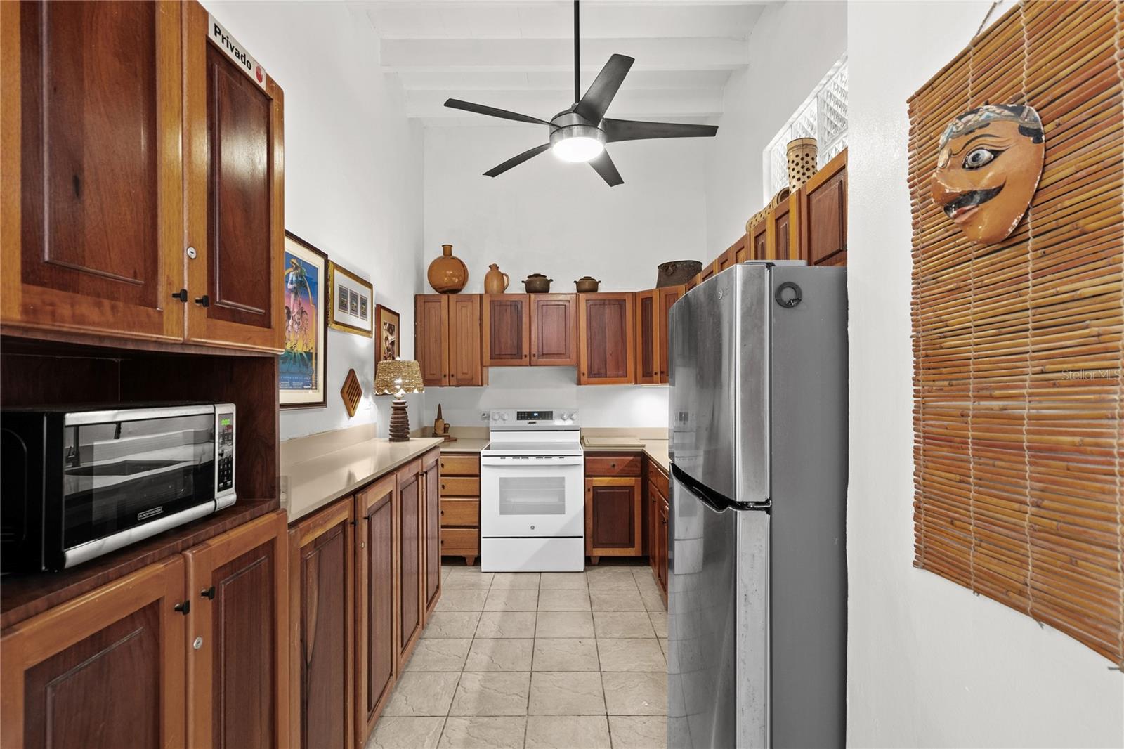 53 San Justo #a2 Property Photo 7