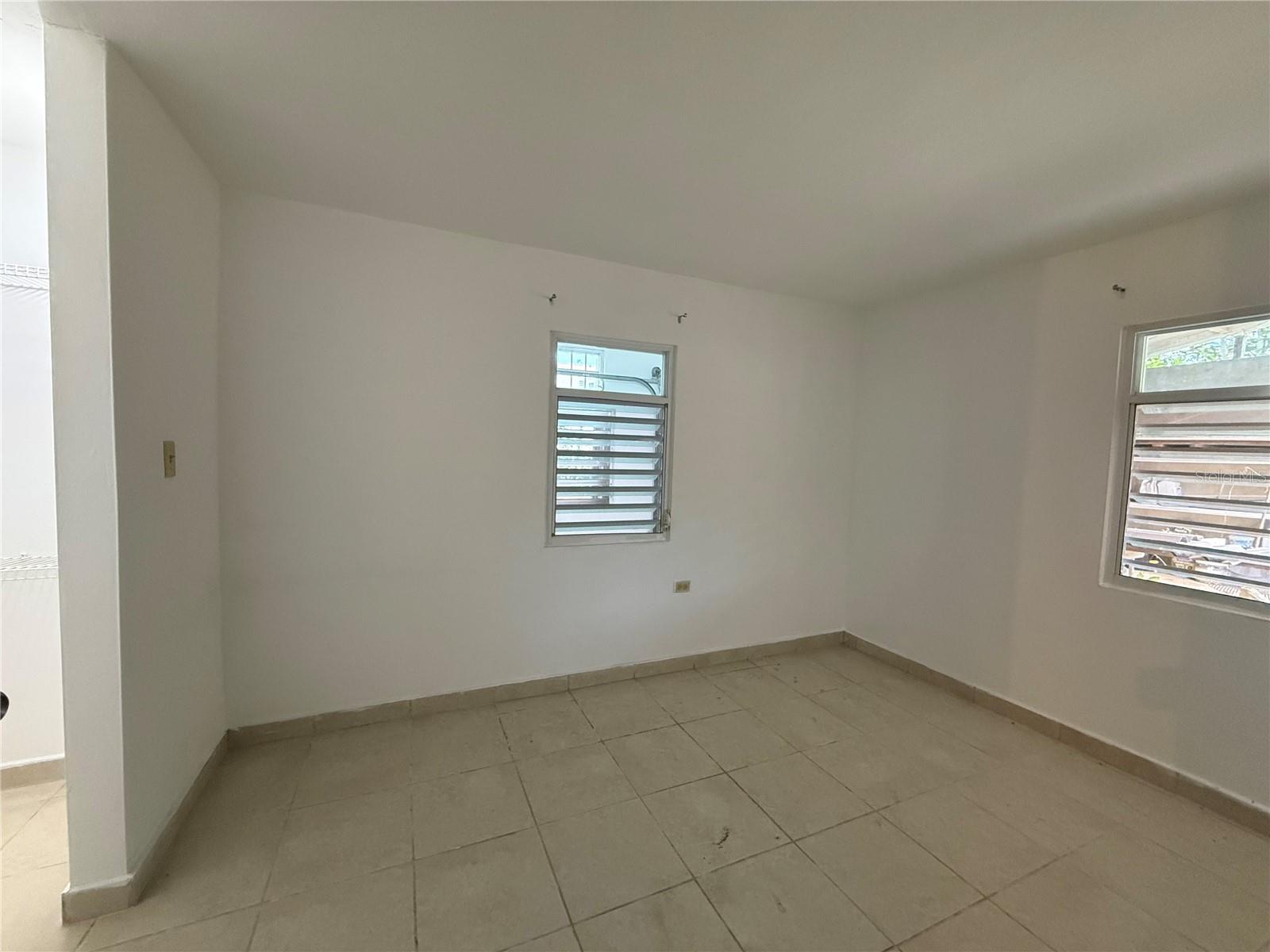 223 Almendro Property Photo 2