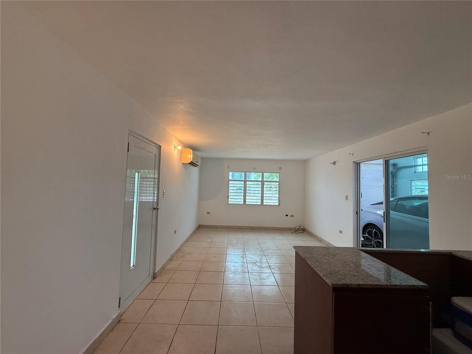 223 Almendro Property Photo 3