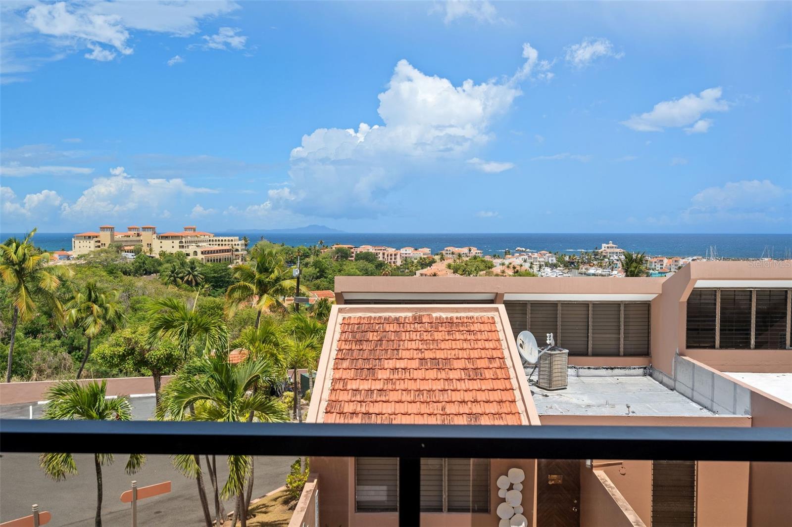 170 Palmas Drive #b20 Property Photo 17