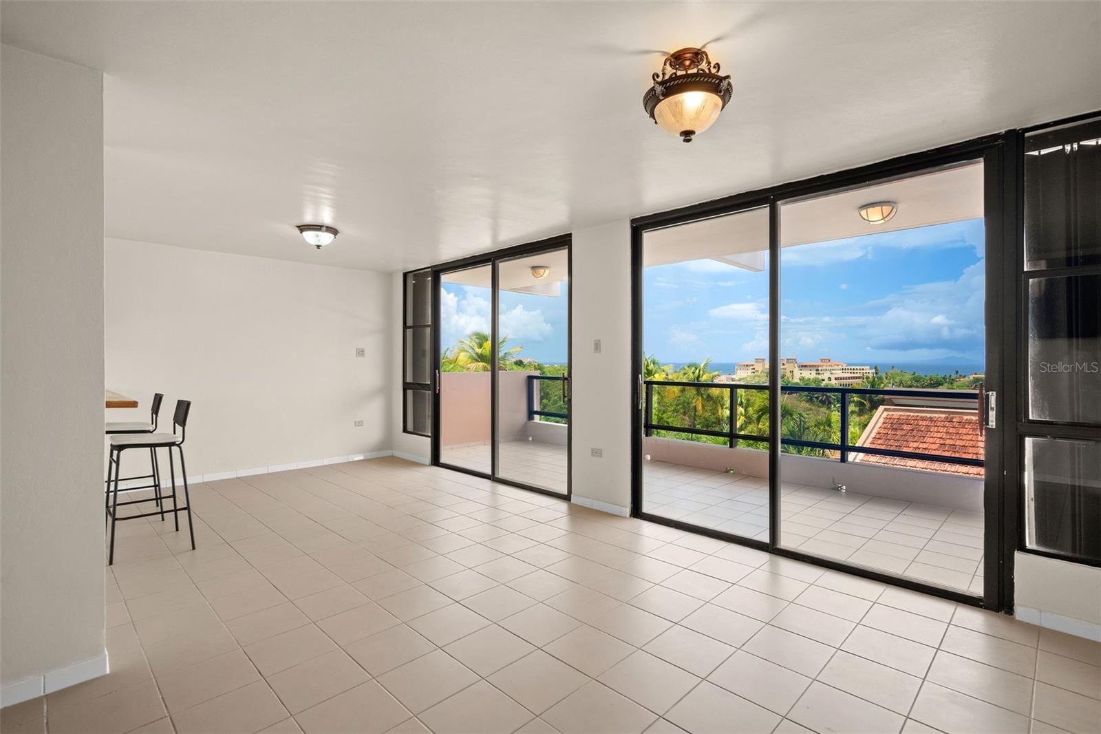 170 Palmas Drive #b20 Property Photo 22