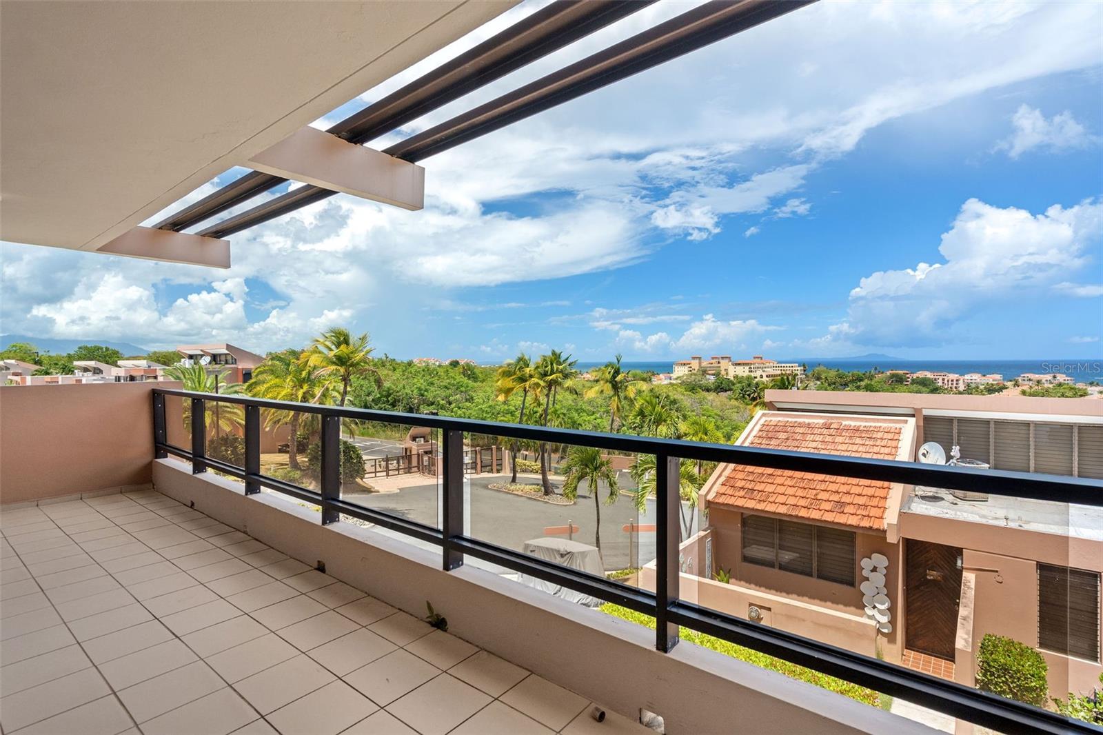 170 Palmas Drive #b20 Property Photo 33