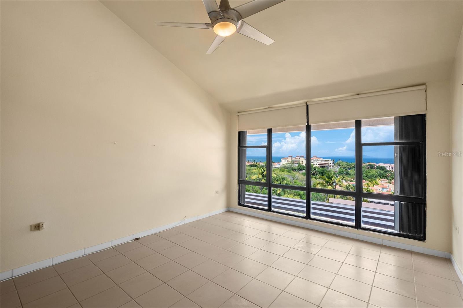 170 Palmas Drive #b20 Property Photo 36
