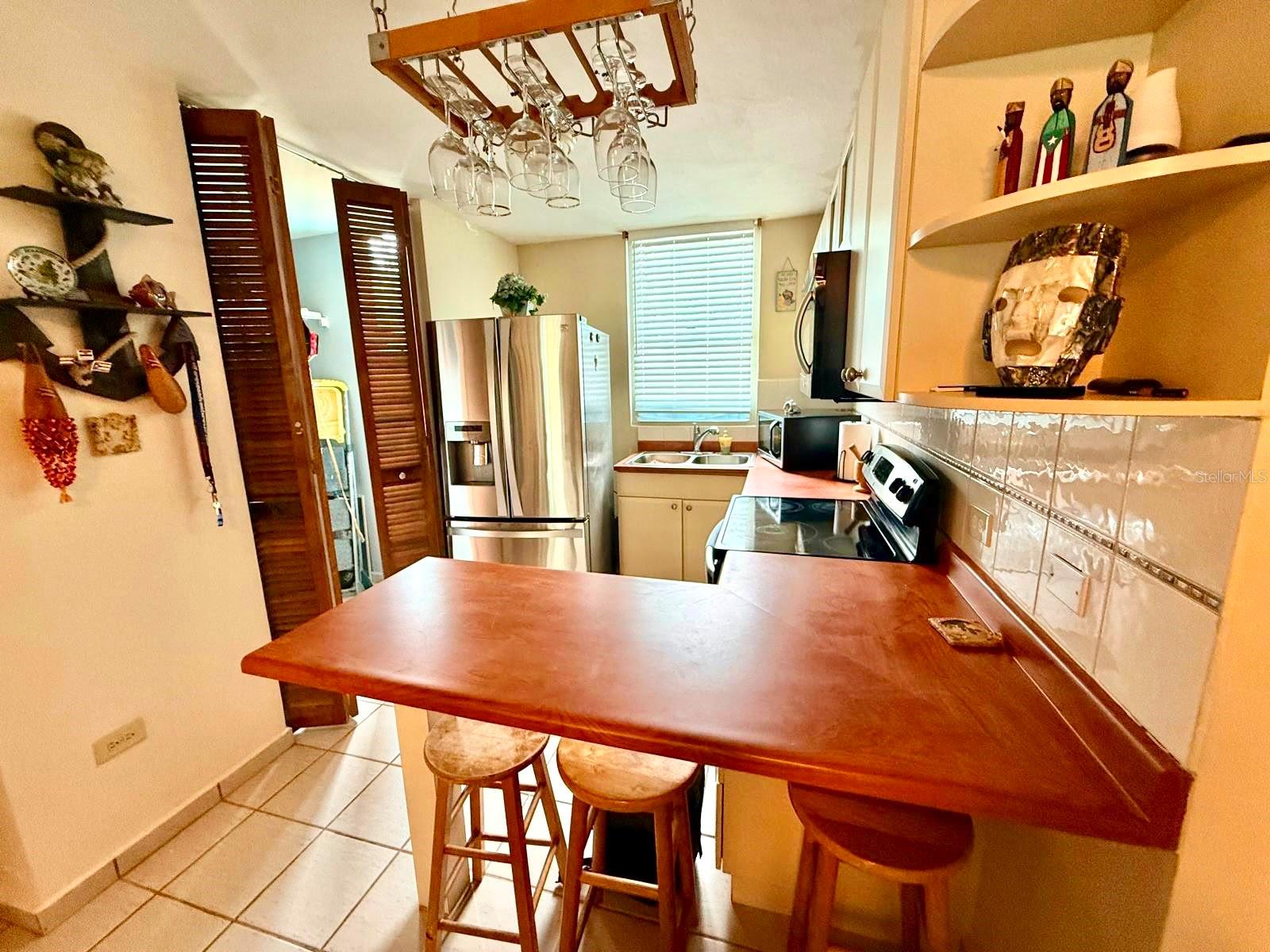 Costa Brava Edif 8 #102 Property Photo 7