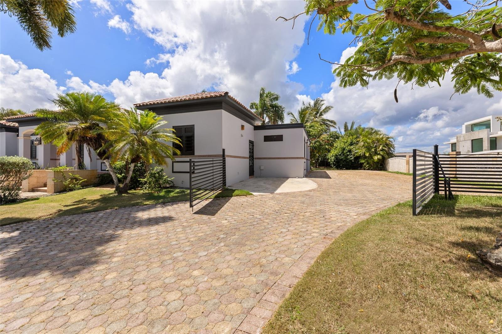 PR9123340 Property Photo 4
