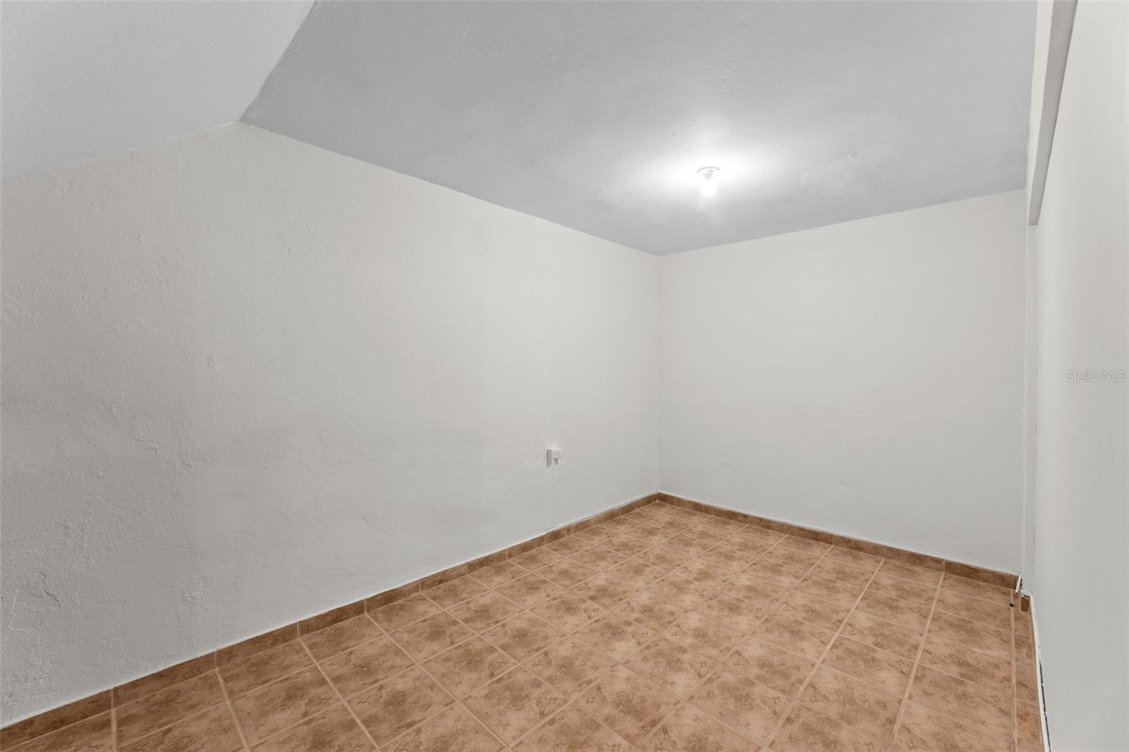 PR9123340 Property Photo 17