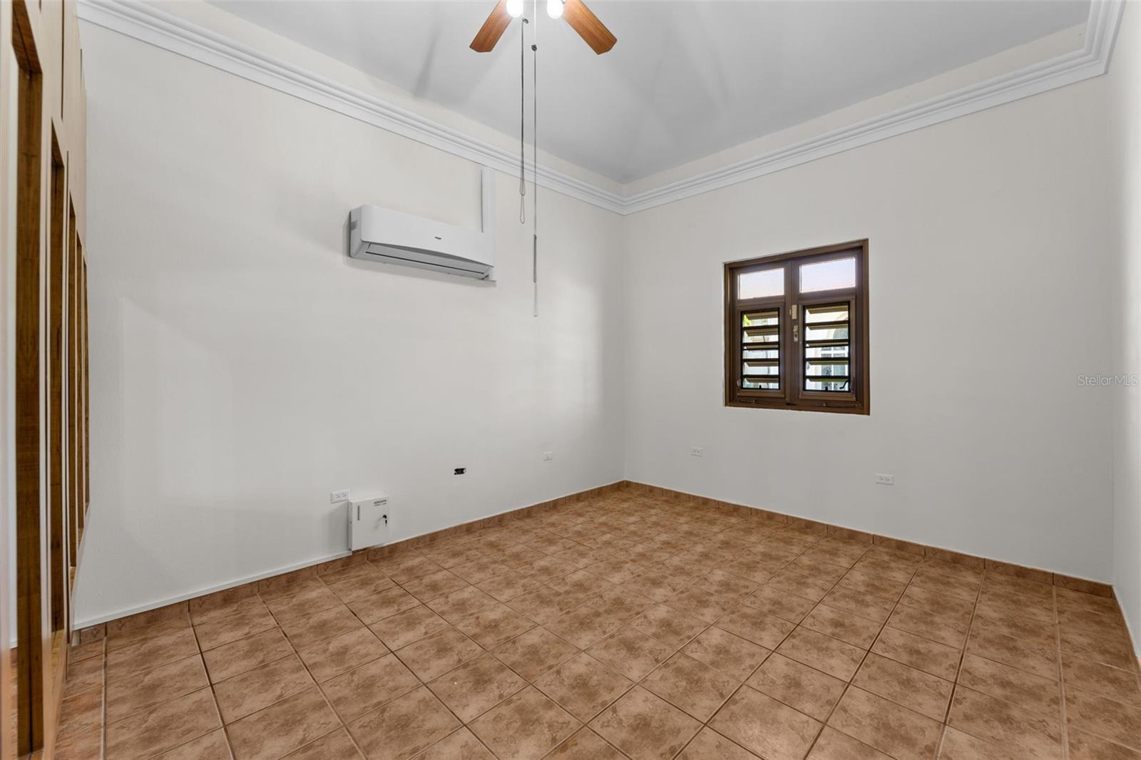 PR9123340 Property Photo 24