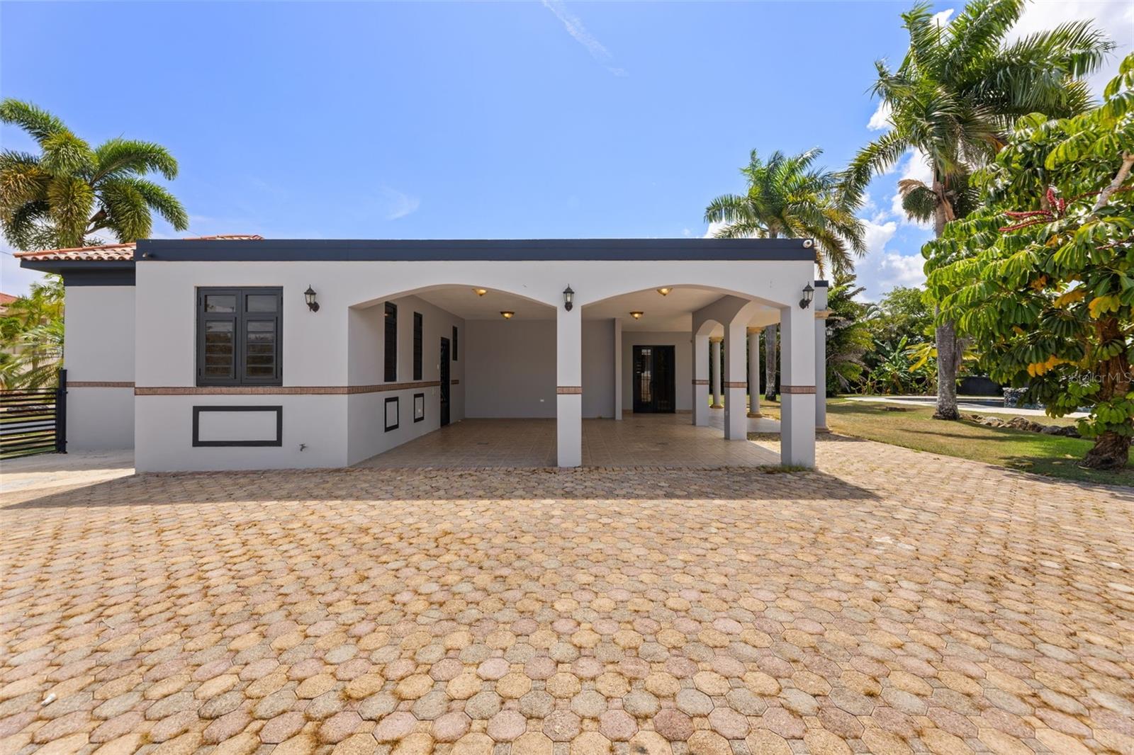 PR9123340 Property Photo 28