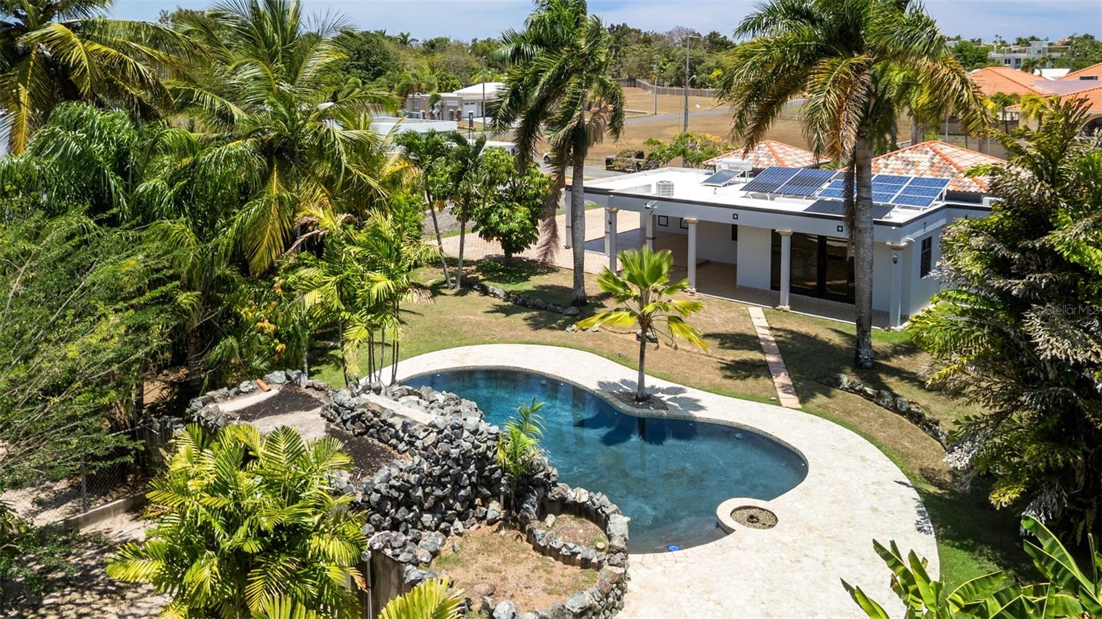 PR9123340 Property Photo 36