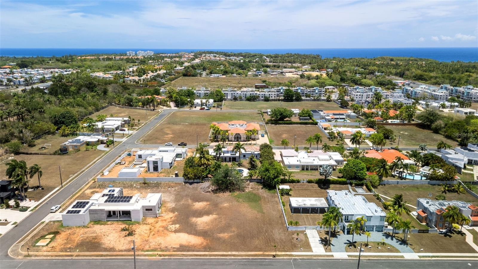 PR9123340 Property Photo 44