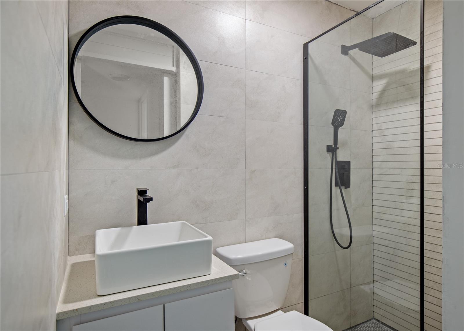 154 Taft #304 Property Photo 7