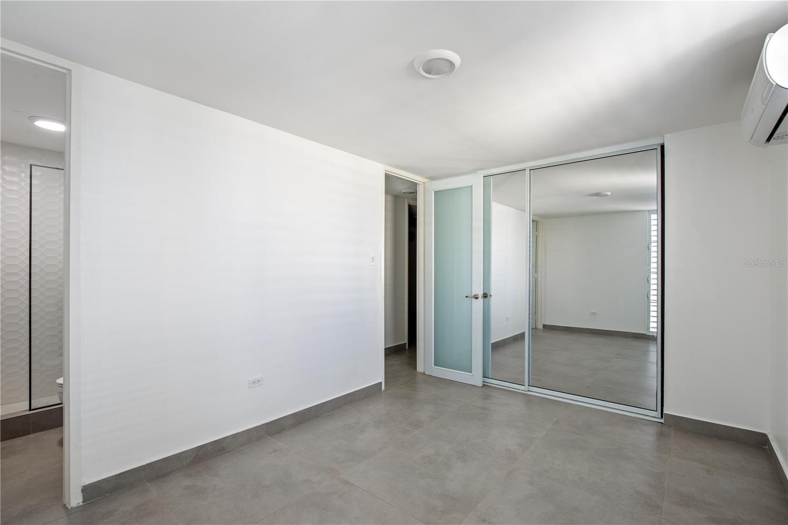 154 Taft #304 Property Photo 10