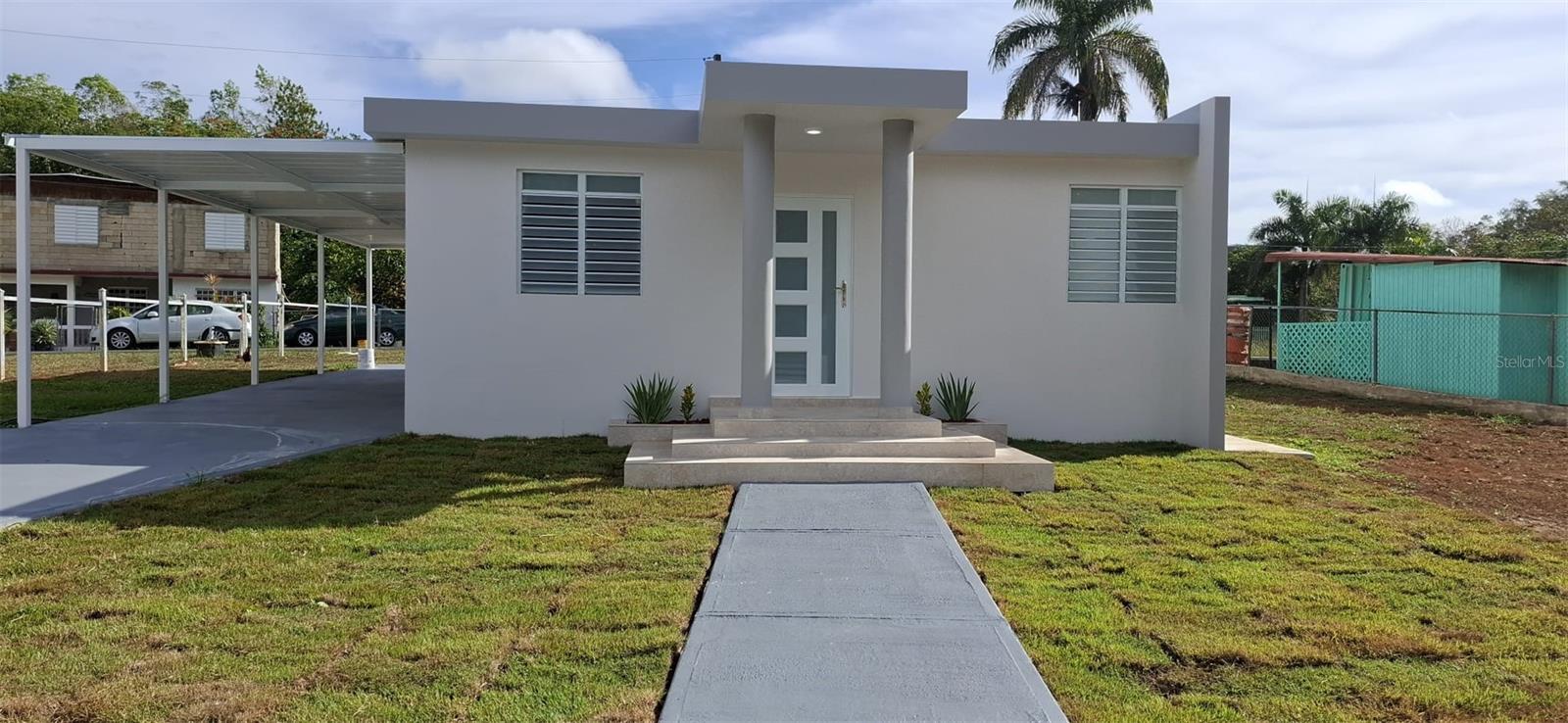 1 Tosas Property Photo 3