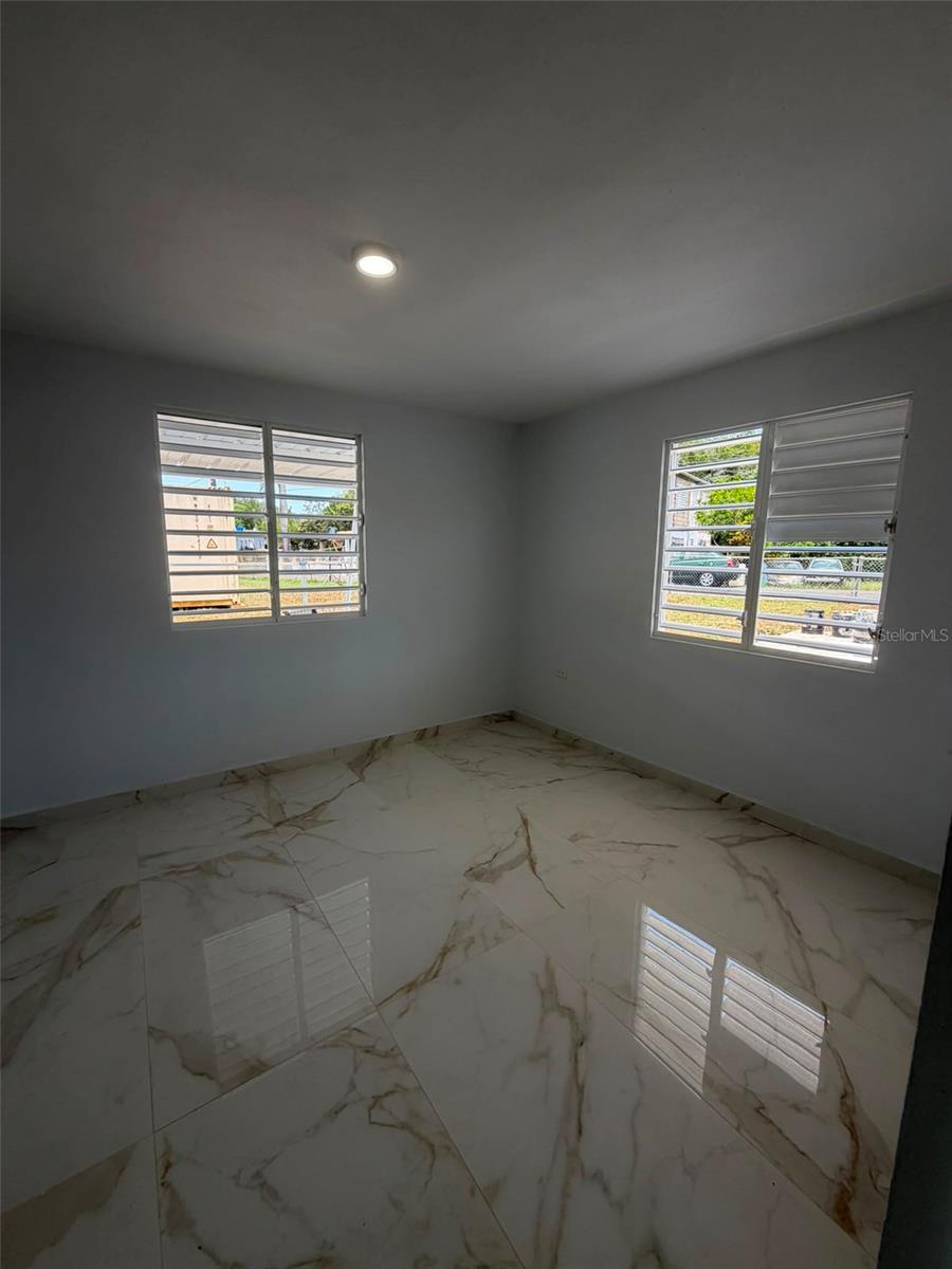 1 Tosas Property Photo 5