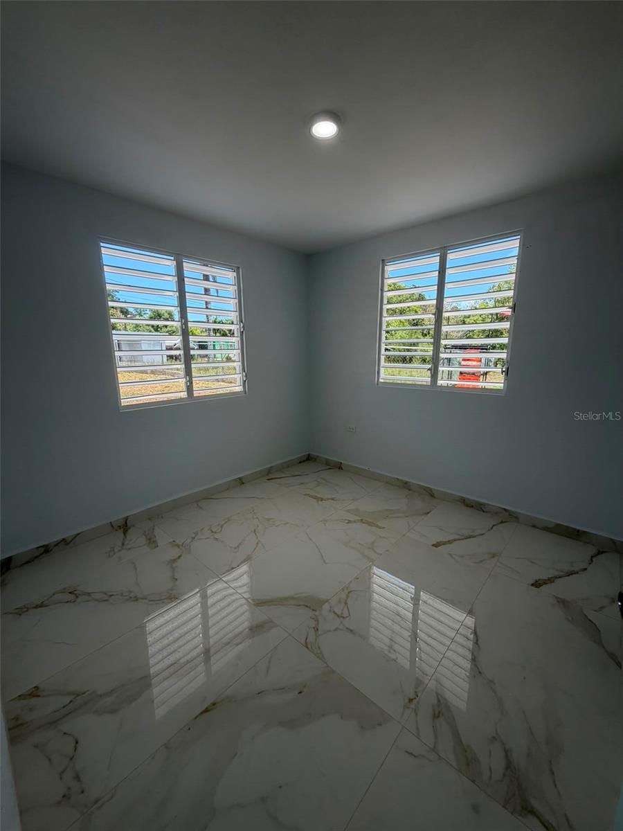 1 Tosas Property Photo 7