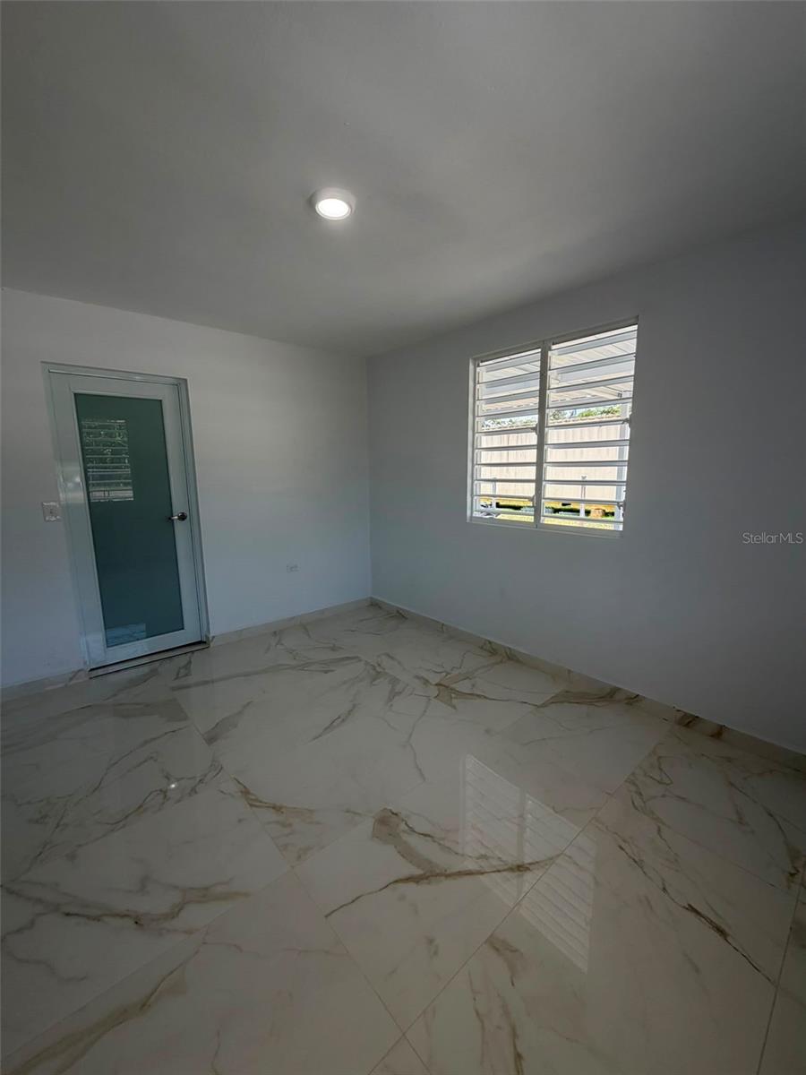 1 Tosas Property Photo 10