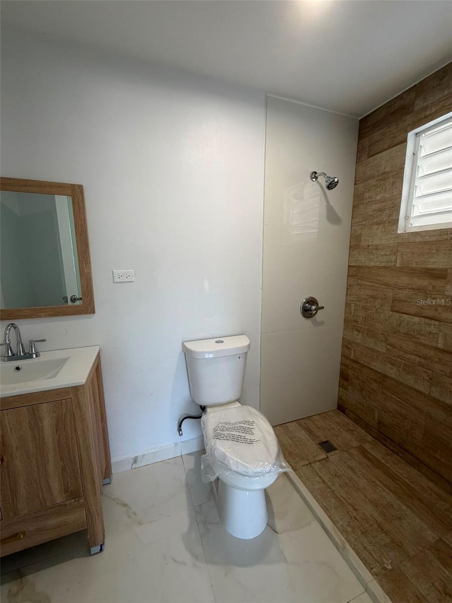 1 Tosas Property Photo 18