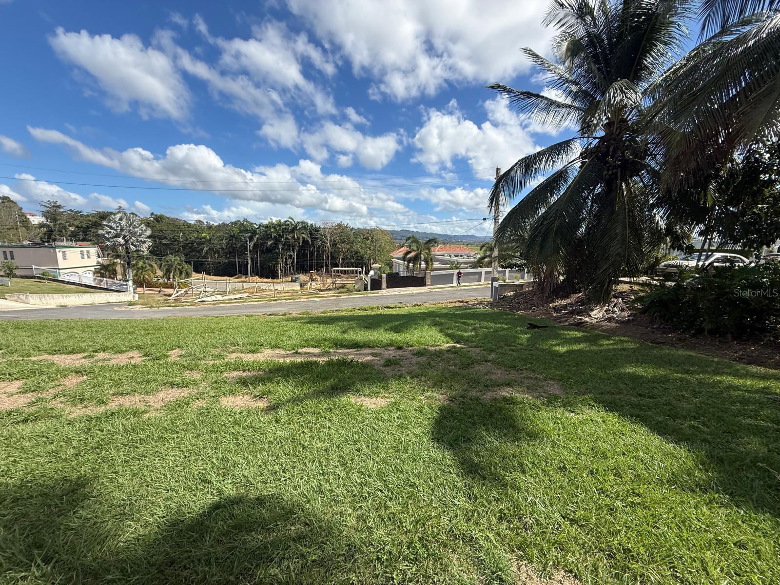 Urb Colinas Del Lago Property Photo 3