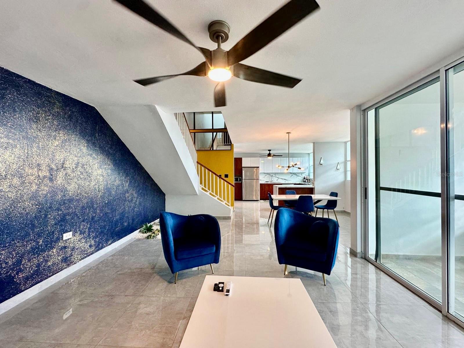 Pr-3 Cond. Brisas De Parque Escorial #903-ph Property Photo 3