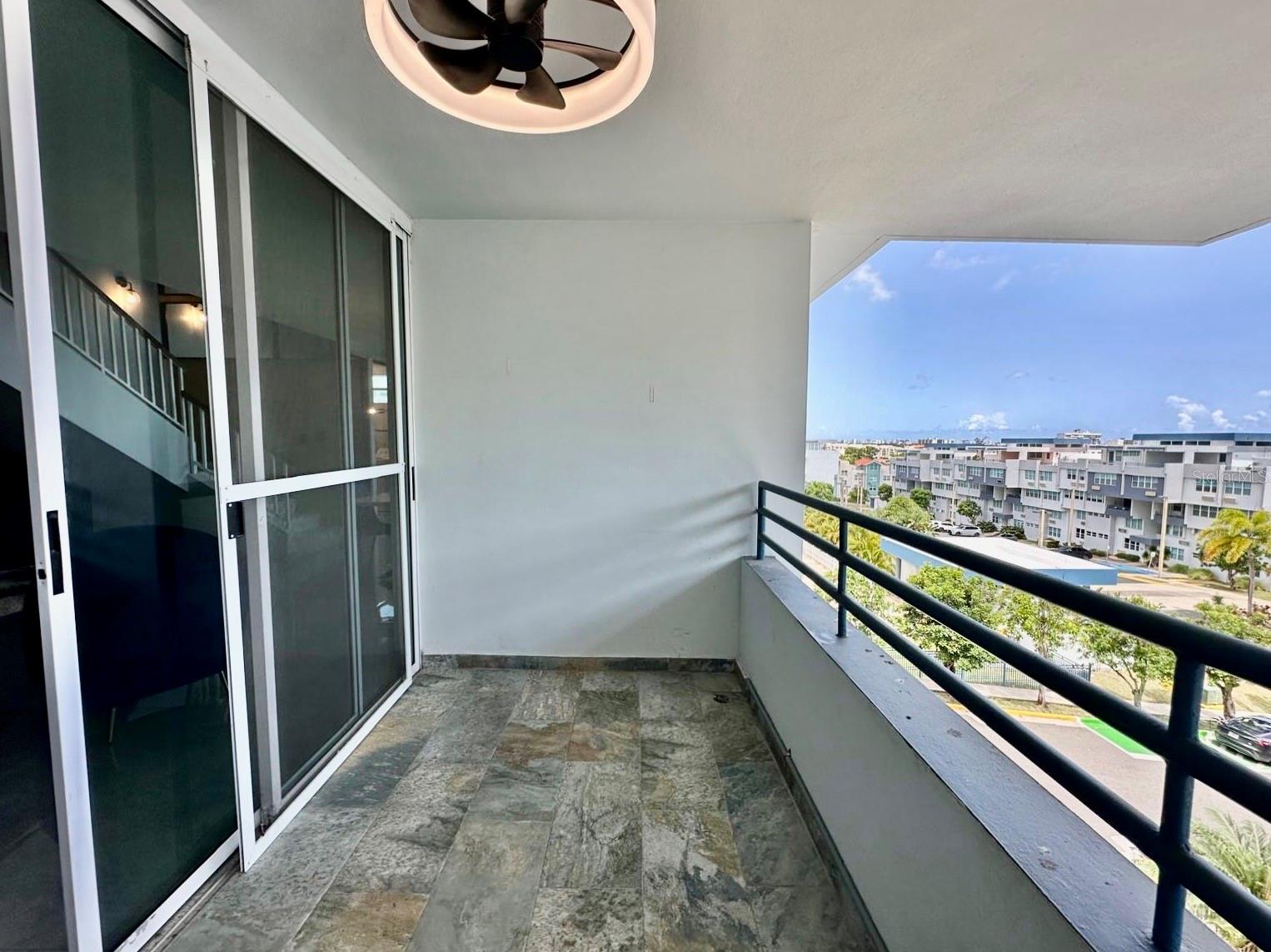 Pr-3 Cond. Brisas De Parque Escorial #903-ph Property Photo 16