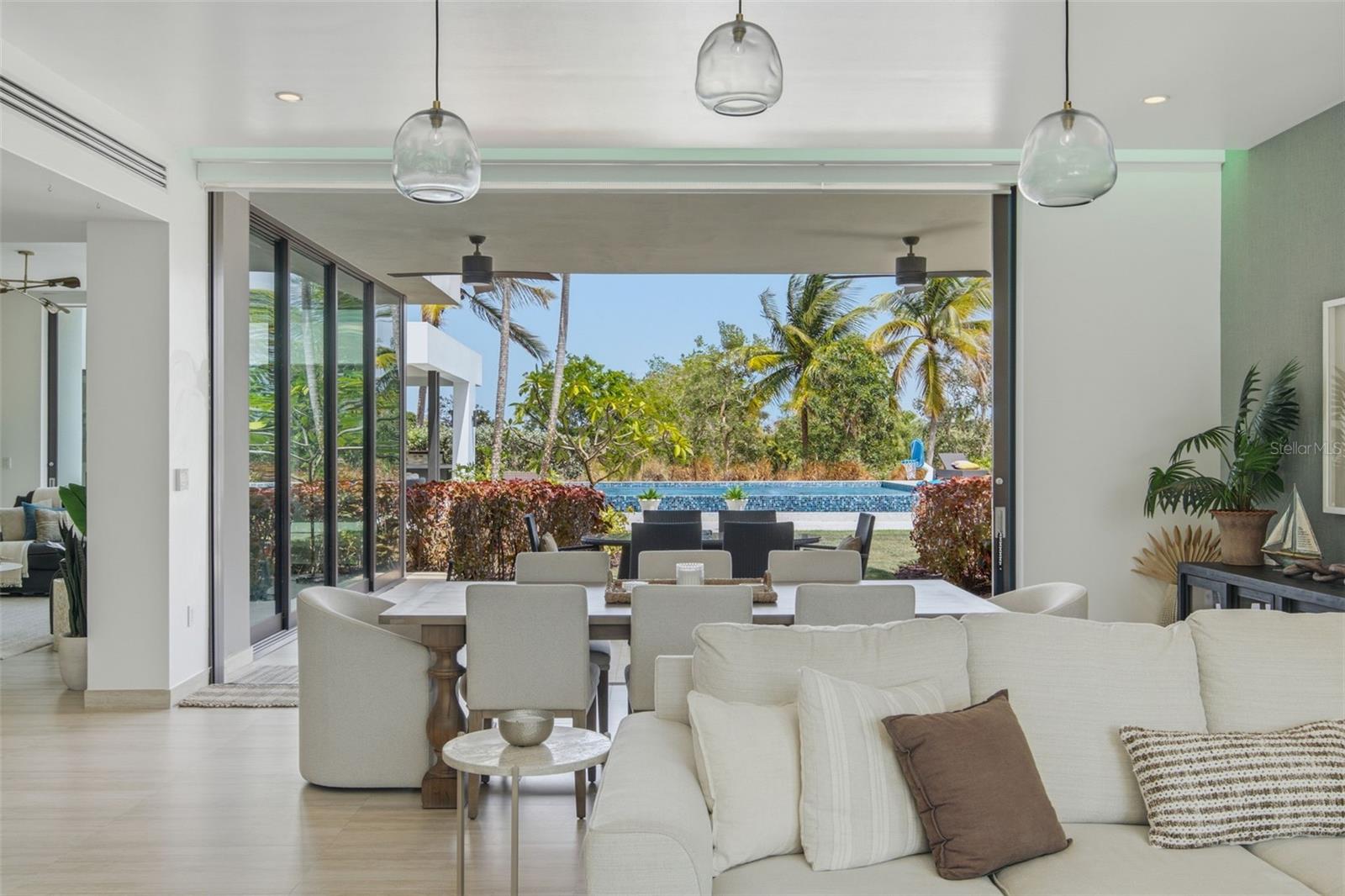 17 The Enclave Property Photo 8