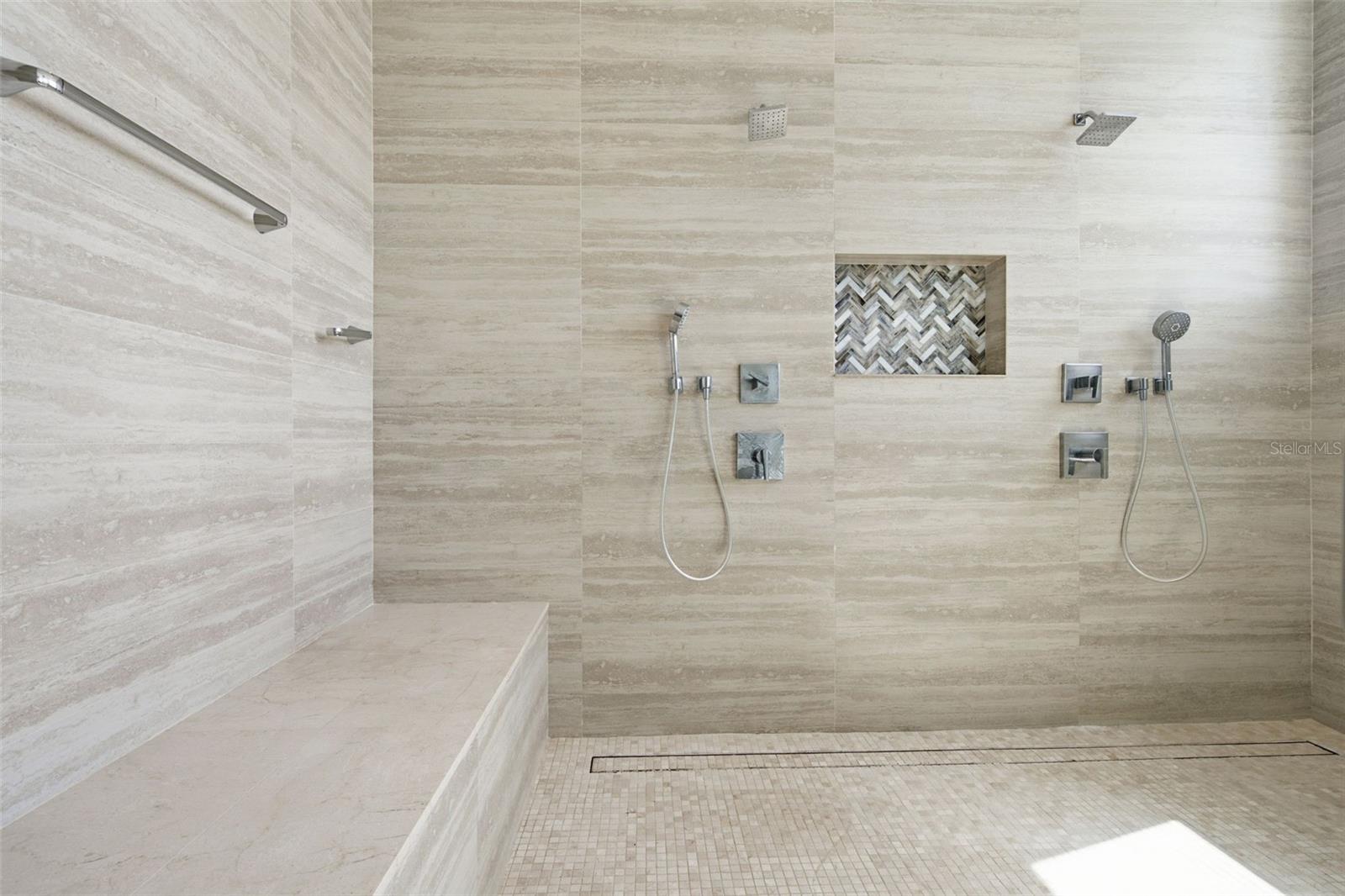 17 The Enclave Property Photo 29