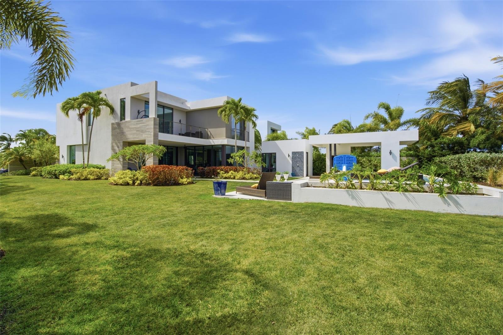 17 The Enclave Property Photo 45