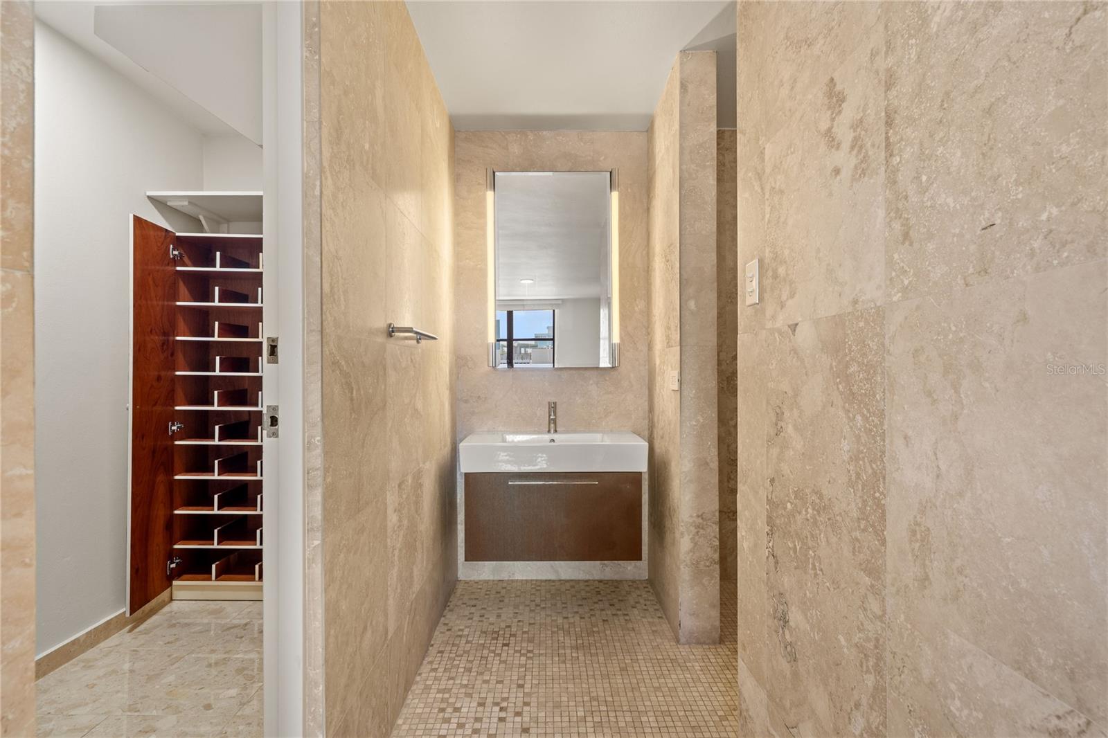 64 Condado Ave #703 Property Photo 12