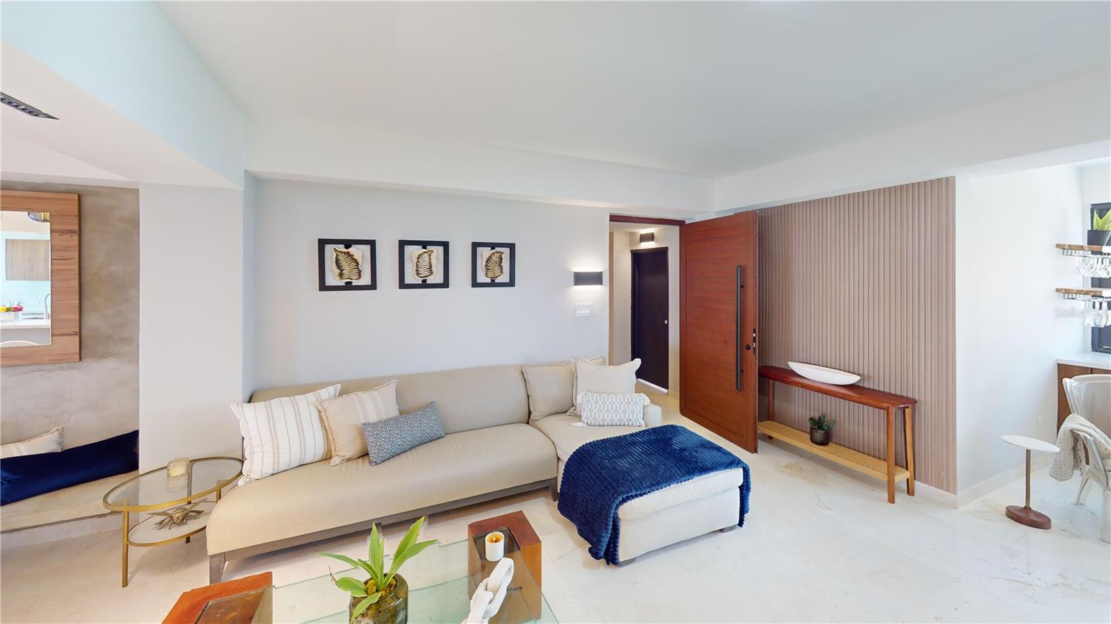 54 Munoz Rivera Avenue #703 Property Photo 3